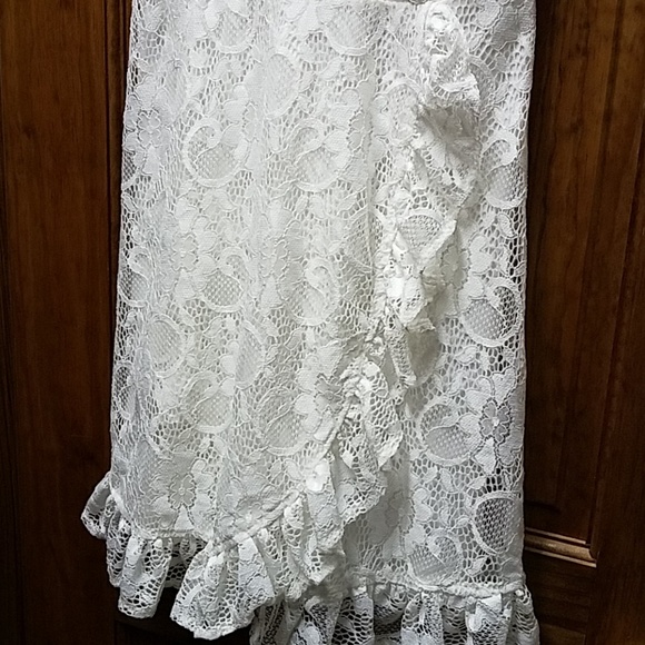 Dress - Picture 4 of 6